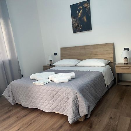Juliet N - Rental Rooms Verona Exterior foto